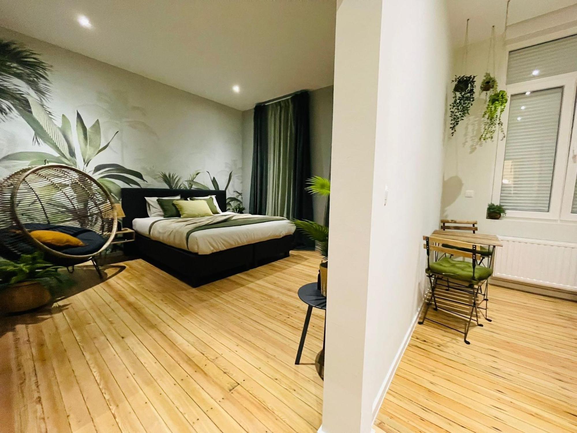 Appartement Exotique Avec Bain Balneo Льеж Экстерьер фото